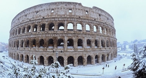 Thành Rome hóa cổ tích sau trận tuyết kỷ lục 