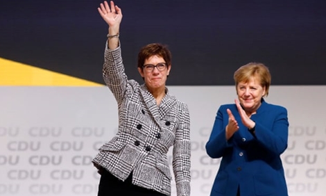 "Tiểu Merkel" trở thành tân Chủ tịch đảng CDU