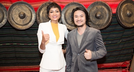 Hoa hậu H’hen Niê hào hứng với lễ hội cà phê Buôn Ma Thuột