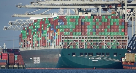 "Số phận" của 18.000 container trên tàu Ever Given sẽ ra sao?