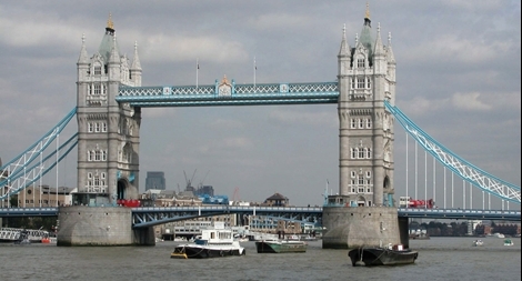 Tử vong thương tâm khi cố cứu người bị ngã xuống sông 