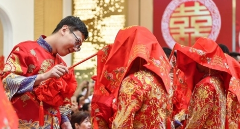 Phó giáo sư Trung Quốc đề xuất hưởng đãi ngộ đa phu thê