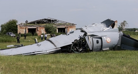 Rơi máy bay chở người nhảy dù tại Nga, ít nhất 7 người chết