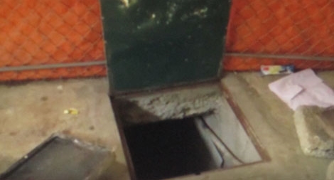 Bắt “ông trùm” ma túy đào hầm cất giấu vũ khí