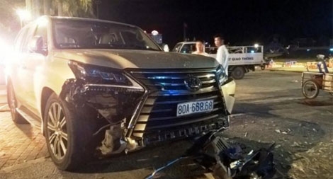 Lái xe Lexus gây tai nạn làm 5 người bị thương khai gì?