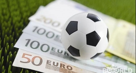 Triệt phá đường dây cá độ bóng đá và bắt giữ hơn 2.400 người