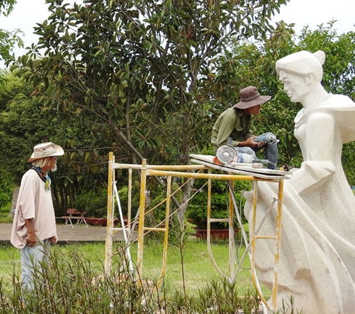 Những bức tượng “biết nói” ở Thành cổ Quảng Trị