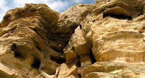 Những hang cổ Karaftu và kho tàng lịch sử ở Iran