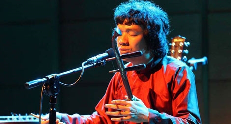 Nhạc sĩ Ngô Hồng Quang, người kết nối nhạc dân tộc và thế giới