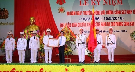 Công an các địa phương kỷ niệm ngày truyền thống lực lượng Cảnh sát kinh tế