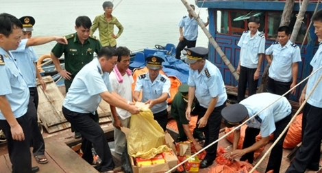 Kiên quyết không để “vùng cấm” trong hoạt động buôn lậu