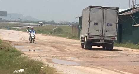 Nguy hiểm rình rập trên cao tốc Hà Nội – Bắc Giang