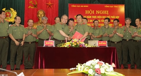 Nâng cao hiệu quả, phát huy sức mạnh tổng hợp hai đơn vị nghiệp vụ của Bộ Công an