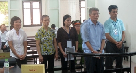 Phó Tổng Giám đốc làm hồ sơ giả, chiếm đoạt 50 tỷ đồng