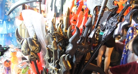 Trào lưu Halloween, đồ chơi ma quỷ kinh dị đầu độc giới trẻ