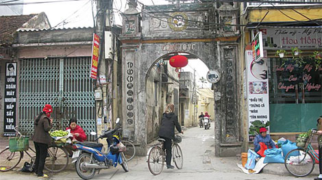 Chủ tịch huyện chỉ đạo xử lý nghiêm vi phạm của Chủ tịch xã Nghĩa Hiệp