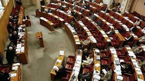 Phạt tiền nghị sĩ vắng mặt trong các phiên họp