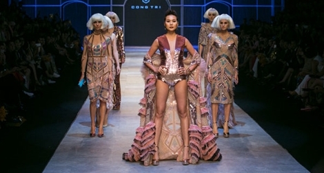 Thời trang Việt ra với thế giới: Ước mơ xa xỉ