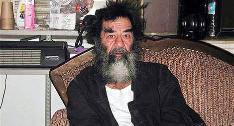 Tiết lộ của đặc vụ CIA từng thẩm vấn Saddam Hussein