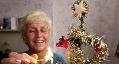 Cây thông Noel 130 năm tuổi vẫn được sử dụng