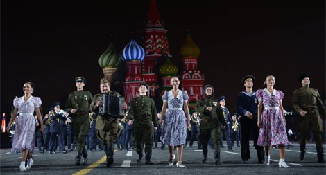 Giã từ “vũ khí biết hát của điện Kremli”