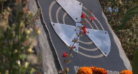 Tiết lộ về “thiên đường rào dây thép gai”