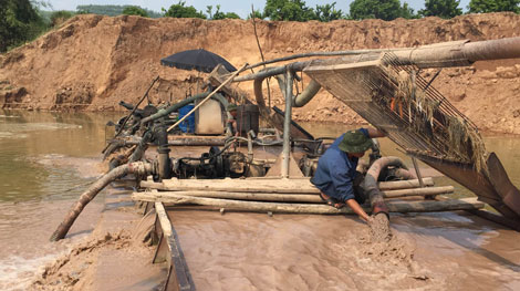 Mở đợt cao điểm đấu tranh chống “cát tặc”