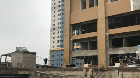 Chung cư chưa hoàn thiện đã gọi khách đến nhận nhà