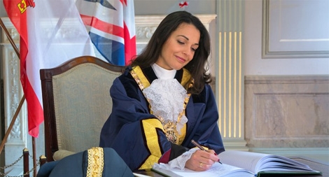 Cựu Hoa hậu thế giới đắc cử chức Thị trưởng Gibraltar