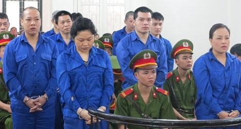 Đang nuôi con nhỏ, bà trùm ma túy thoát án tử