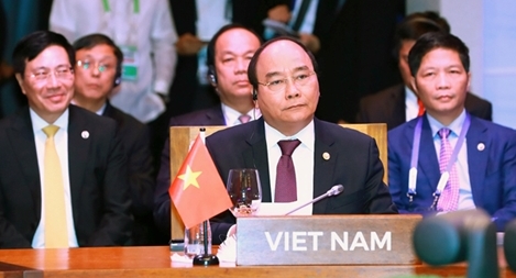 Thủ tướng kết thúc chuyến tham dự Hội nghị cấp cao ASEAN lần thứ 30