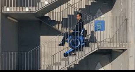 Xe lăn địa hình