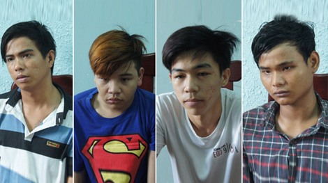 “Bộ tứ” giả va chạm giao thông, cướp tài sản