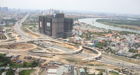 Đất nền vẫn “sốt”