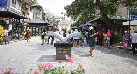 Hà Nội: Phố sách thu hút gần 20.000 lượt khách tham quan