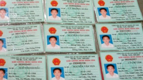 Cặp tình nhân dùng CMND giả mua hàng trả góp