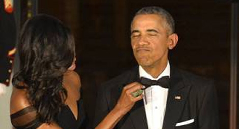 Ông Obama mặc duy nhất 1 bộ lễ phục trong 2 nhiệm kỳ