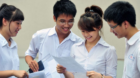 Điểm thi trung bình khối D cao hơn năm trước 2 điểm