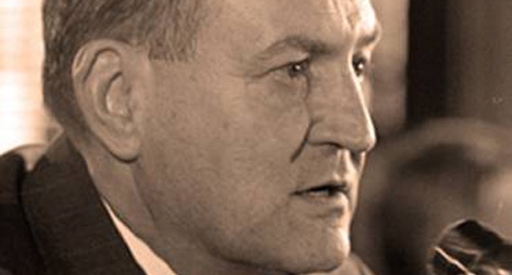 Hành động “chia lửa” và món quà hào phóng