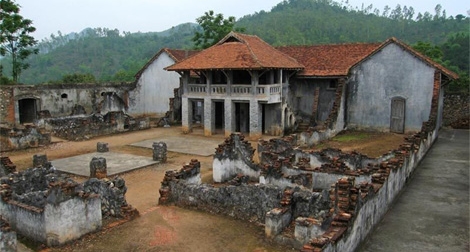 Trong 3 ngày, hơn 1.000 lượt khách tham quan Khu di tích Quốc gia đặc biệt Nhà tù Sơn La