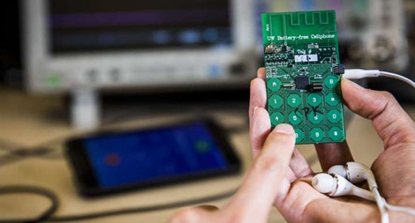 Điện thoại di động không dùng pin