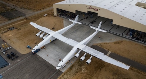 Phi cơ lớn nhất thế giới