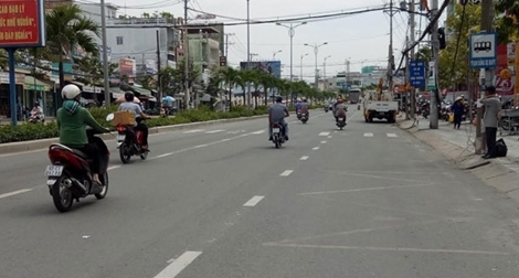 Phụ vợ lao công, người chồng bị taxi tông tử vong