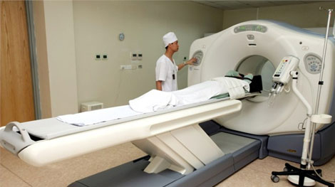 Lần đầu tiên đưa vào sử dụng hệ thống máy chụp hiện đại PET/CT tại Hà Nội