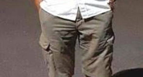 Thị trưởng nổi tiếng phải rời nhà hàng vì trang phục thiếu nghiêm túc