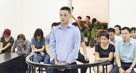 Án tử cho kẻ sát nhân loanh quanh chối tội lại tòa