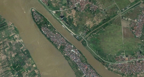 Xây cầu hay hầm vượt sông Hồng đoạn Trần Hưng Đạo?