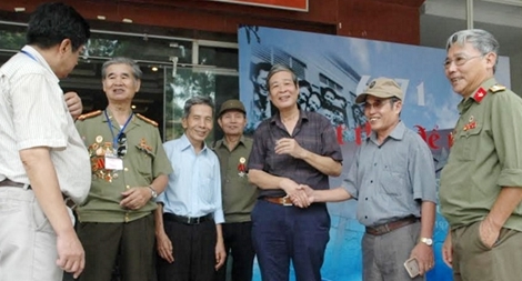 Gặp mặt cựu sinh viên - chiến sĩ 6971 chi viện cho chiến trường miền Nam