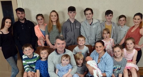 Gia đình đông con nhất vương quốc Anh