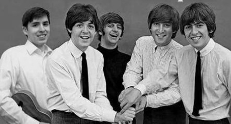 The Beatles và cảm hứng từ bức tranh bà mẹ Việt Nam